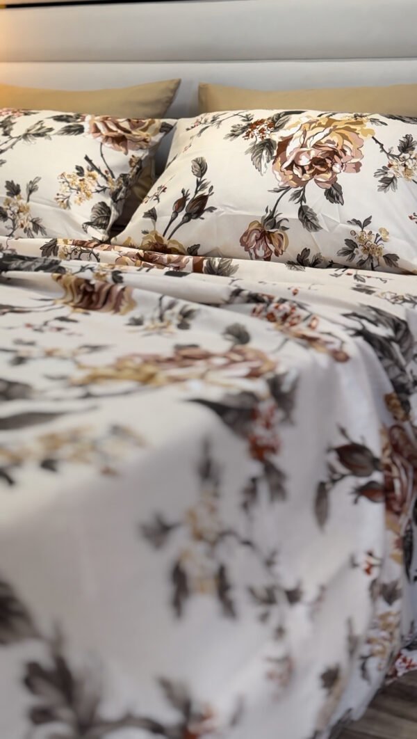 Parure de Lit Élégance Florale – Beige & Feuillage Serein