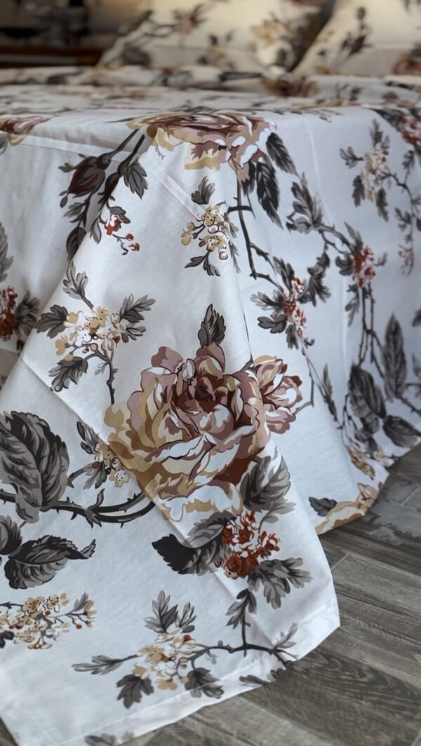 Parure de Lit Élégance Florale – Beige & Feuillage Serein