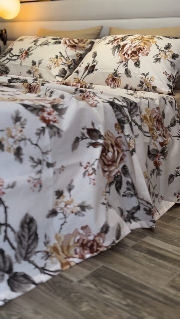 Parure de Lit Élégance Florale – Beige & Feuillage Serein