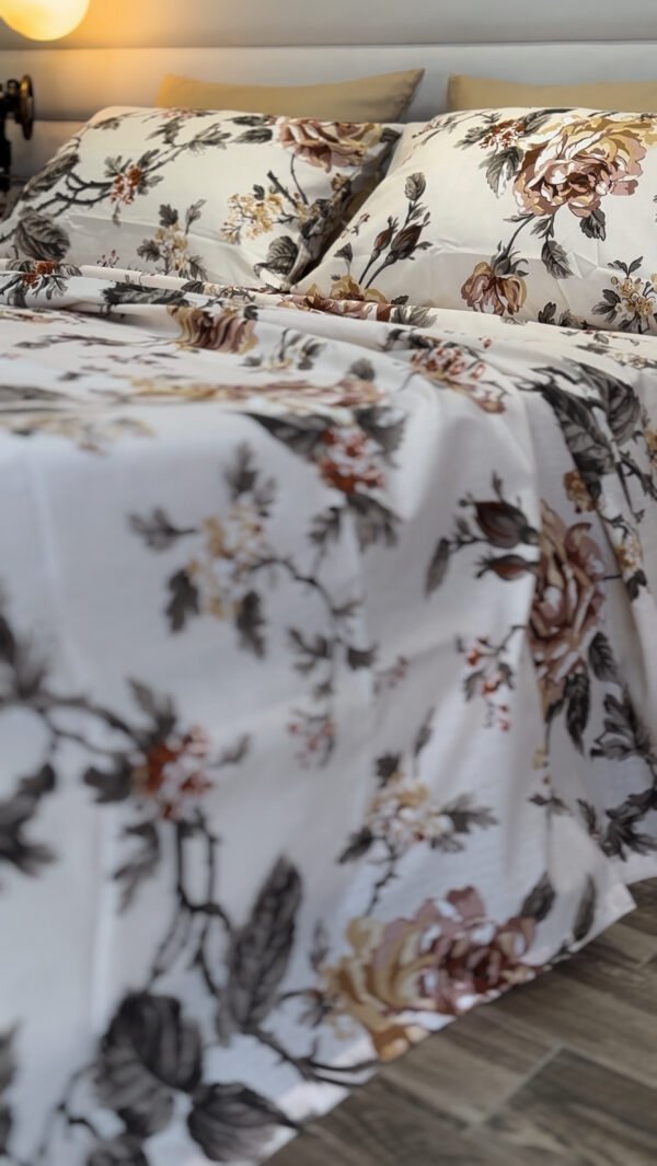 Parure de Lit Élégance Florale – Beige & Feuillage Serein