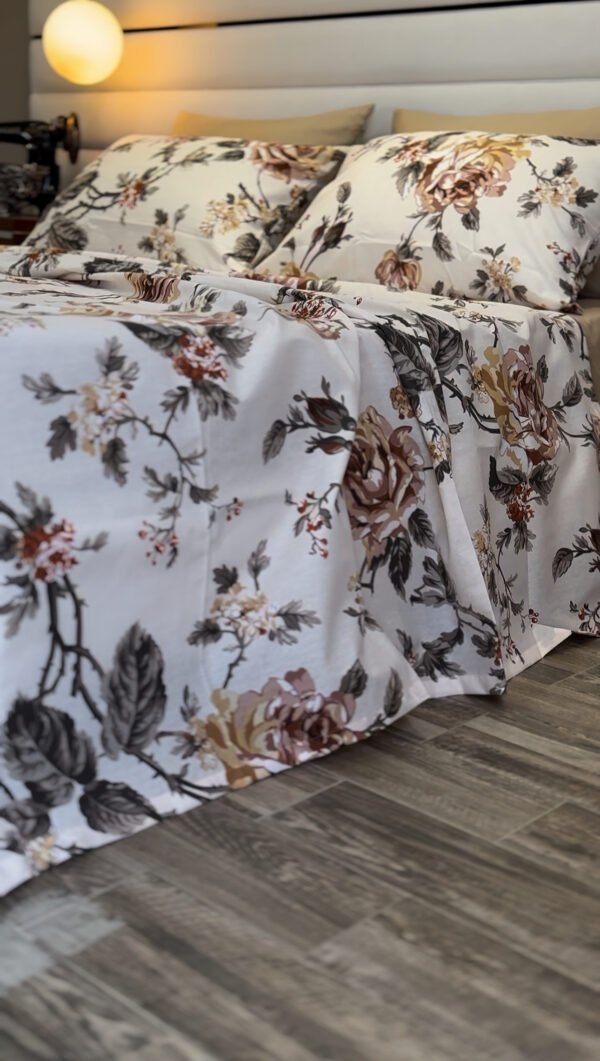 Parure de Lit Élégance Florale – Beige & Feuillage Serein