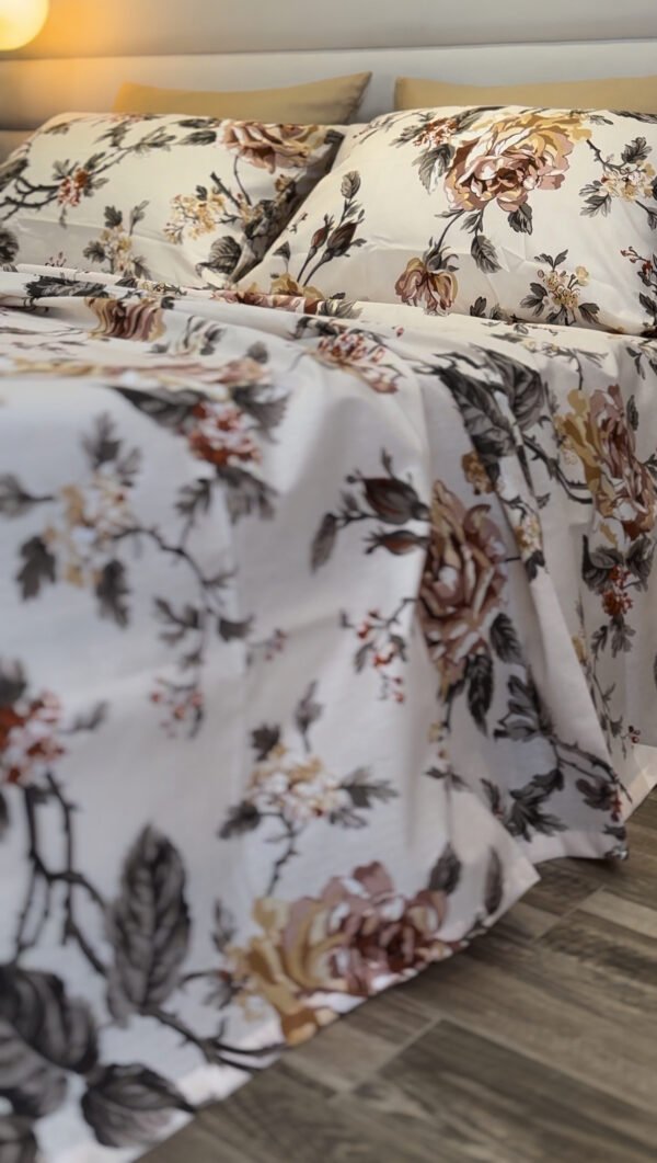 Parure de Lit Élégance Florale – Beige & Feuillage Serein