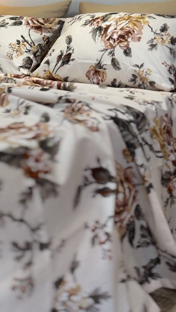 Parure de Lit Élégance Florale – Beige & Feuillage Serein