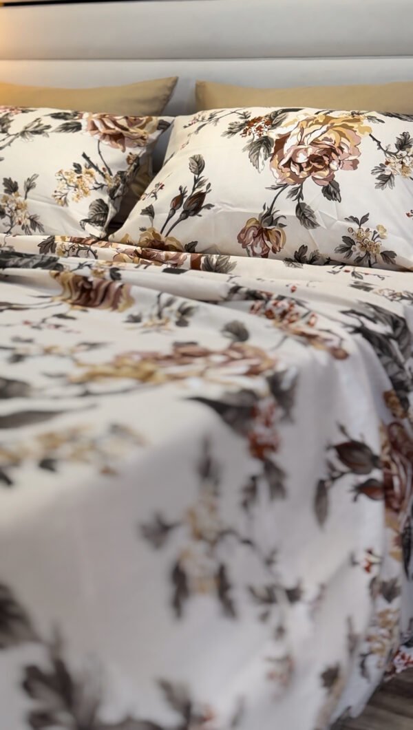 Parure de Lit Élégance Florale – Beige & Feuillage Serein