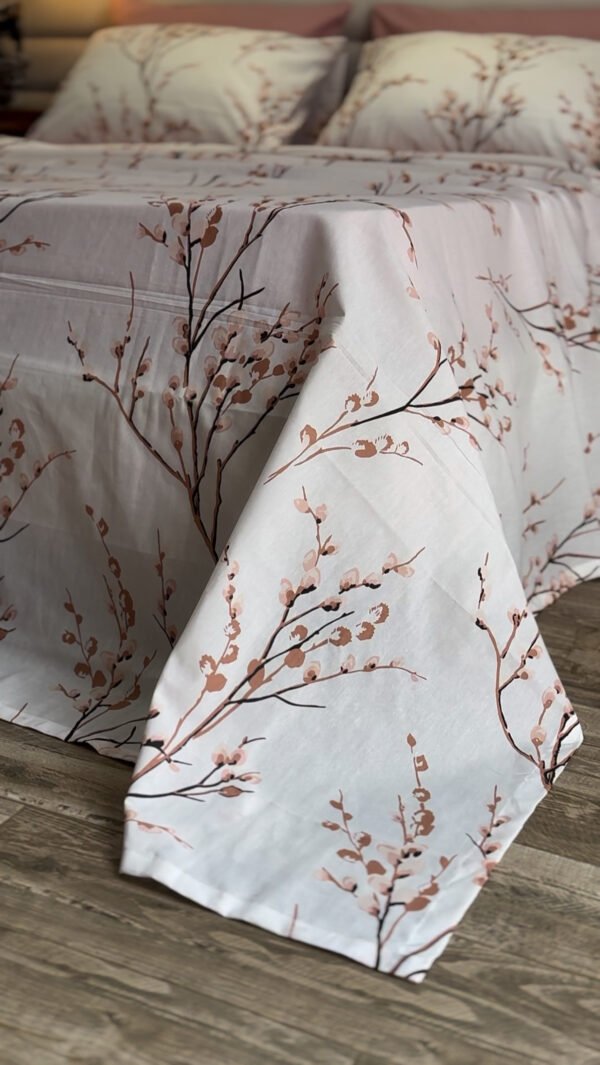 Parure de Lit 6 Pièces – Fleurs de Cerisier Élégantes