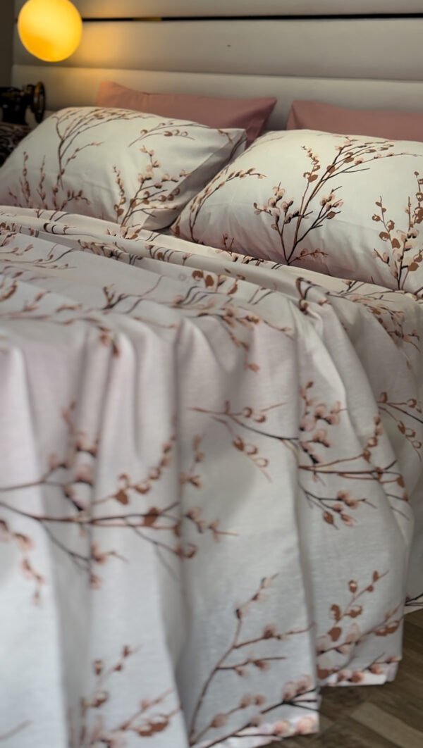 Parure de Lit 6 Pièces – Fleurs de Cerisier Élégantes