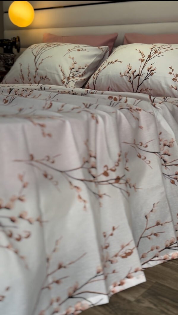 Parure de Lit 6 Pièces – Fleurs de Cerisier Élégantes