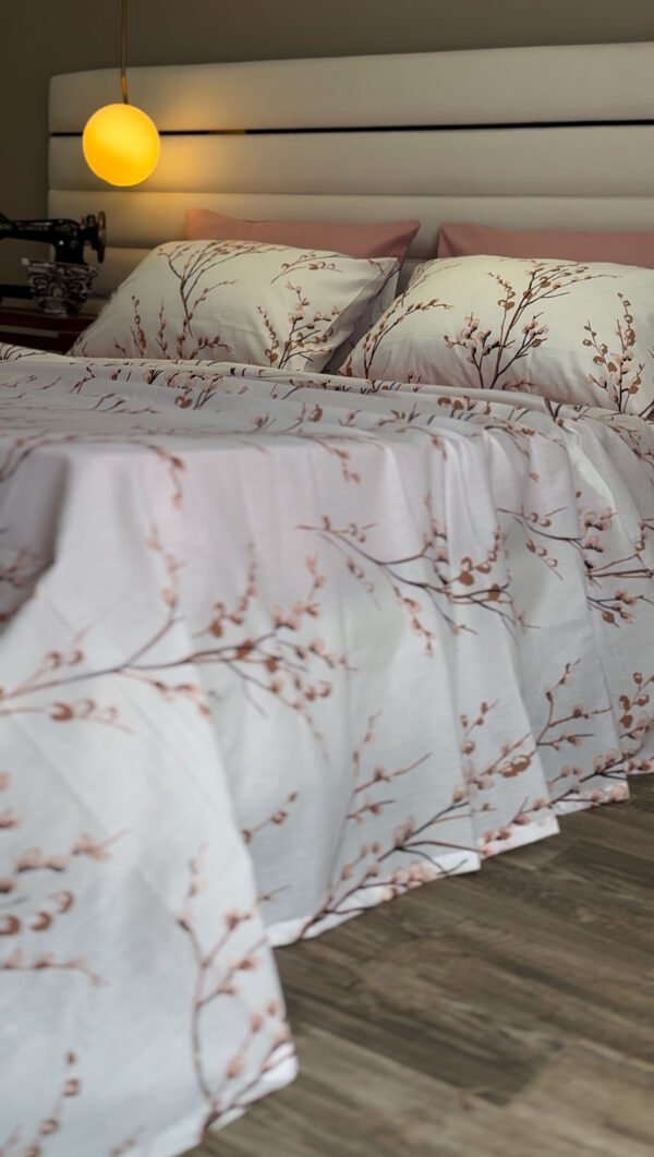 Parure de Lit 6 Pièces – Fleurs de Cerisier Élégantes