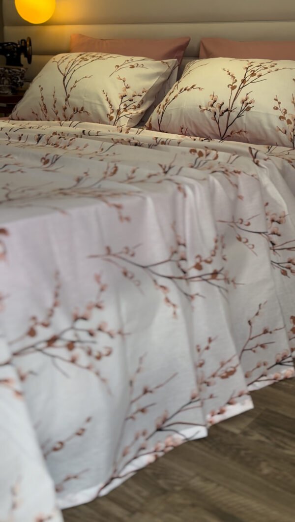 Parure de Lit 6 Pièces – Fleurs de Cerisier Élégantes