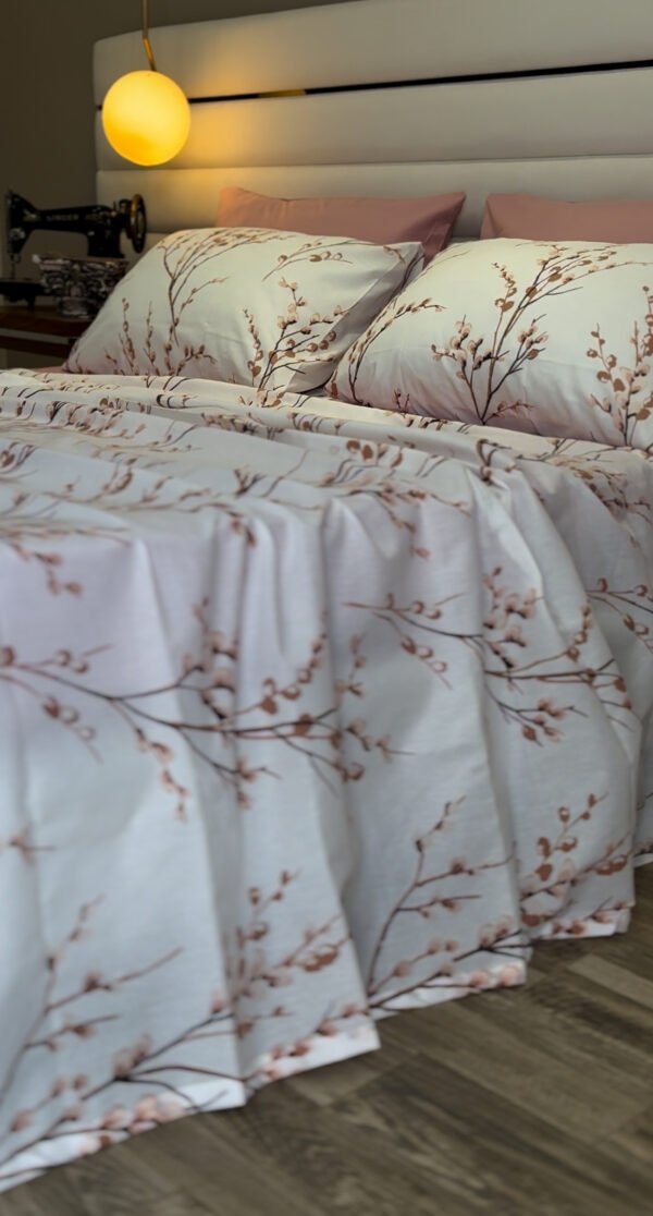 Parure de Lit 6 Pièces – Fleurs de Cerisier Élégantes