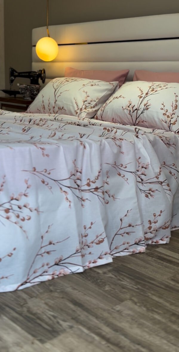 Parure de Lit 6 Pièces – Fleurs de Cerisier Élégantes