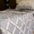 Parure de Lit Élégance Moderne – Gris Clair & Blanc Carreaux