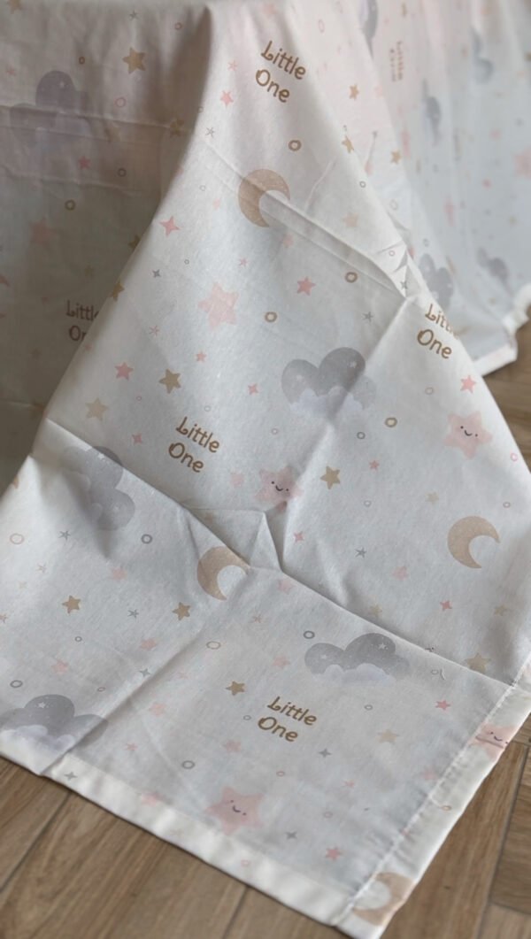 IMG_8617 Parure de Lit Bébé – Nuages Étoiles Lune Pastel