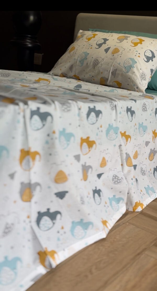 Parure de Lit Éléphants Ludiques – Douceur Turquoise Moderne