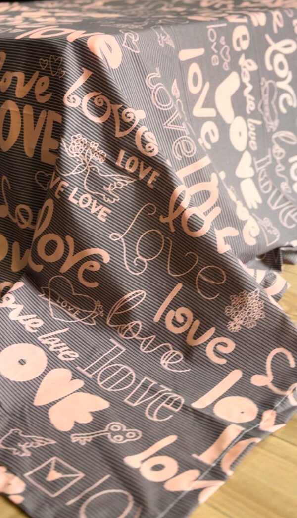 Parure de Lit Love Story – Gris Rosé Romantique