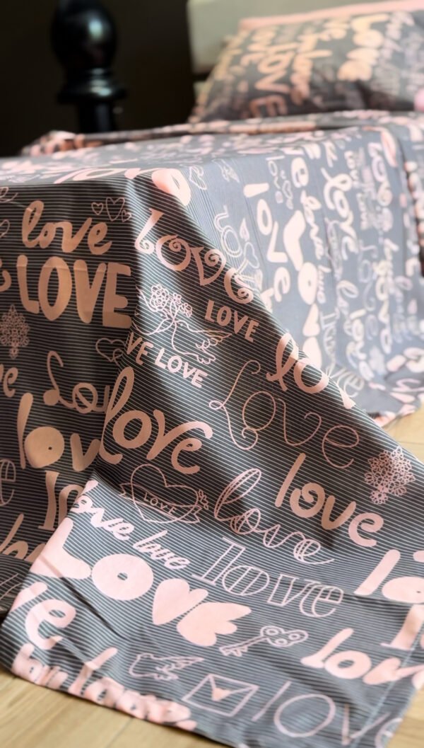 Parure de Lit Love Story – Gris Rosé Romantique