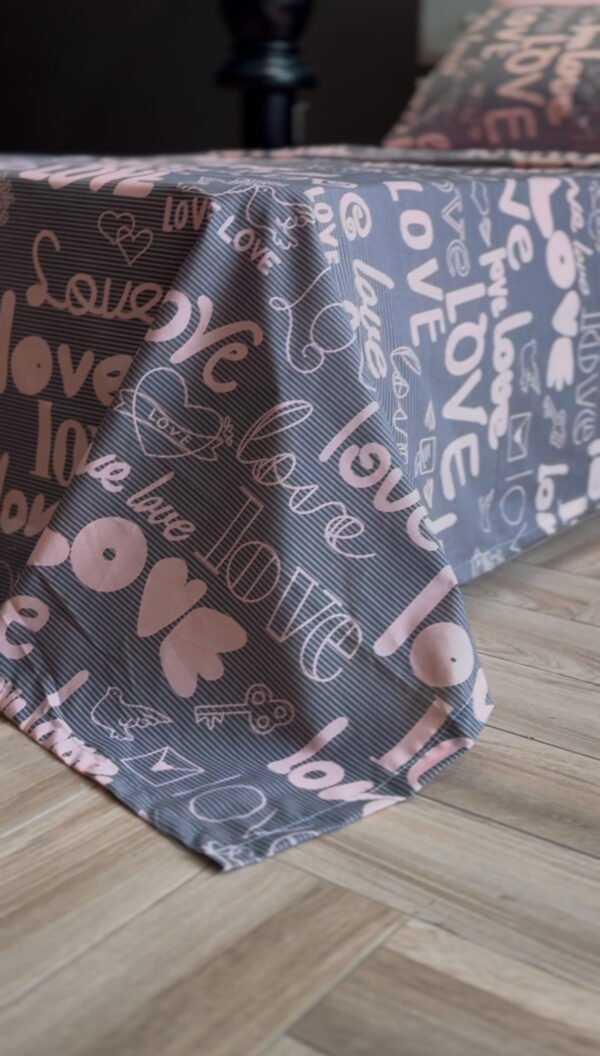 Parure de Lit Love Story – Gris Rosé Romantique
