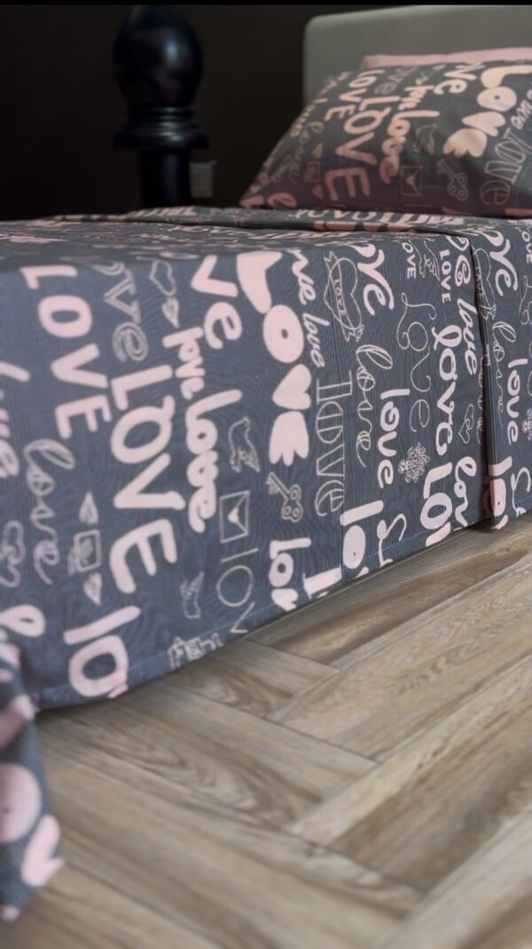 Parure de Lit Love Story – Gris Rosé Romantique