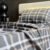 Parure de Lit Épure Nocturne – Carreaux Graphite Élégants