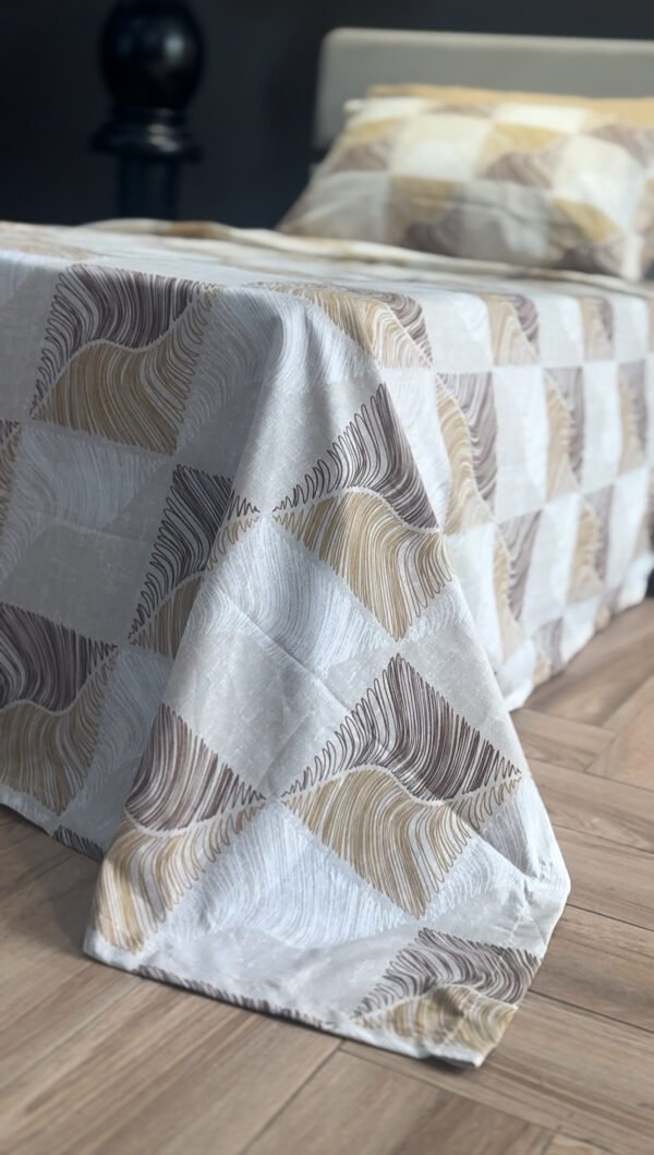 Parure de Lit Ondes Minérales – Beige Sable & Brun Taupe