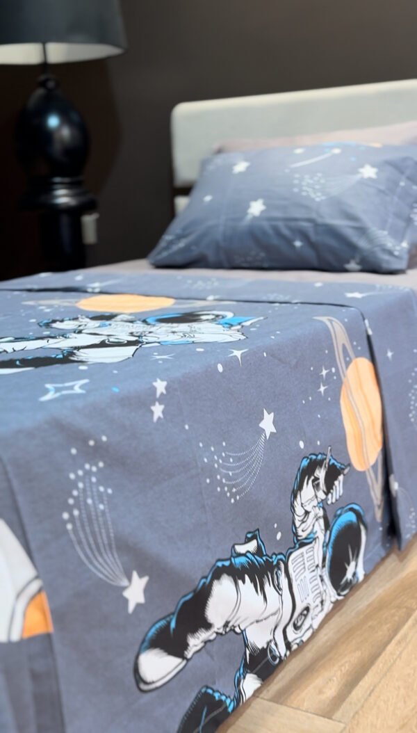 Parure de Lit Cosmos – Fusée & Astronaute