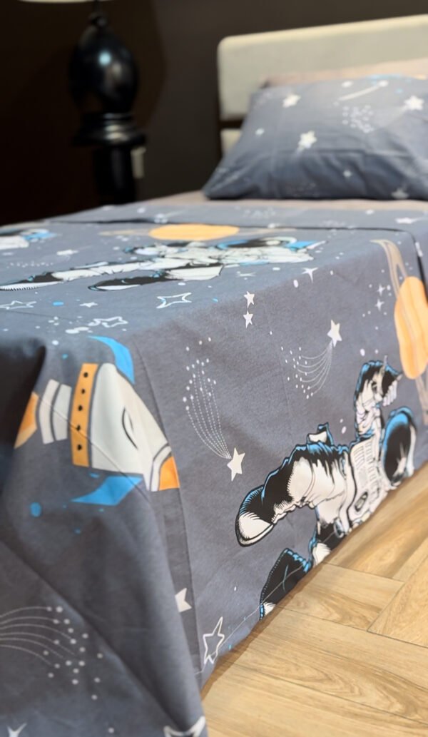 Parure de Lit Cosmos – Fusée & Astronaute