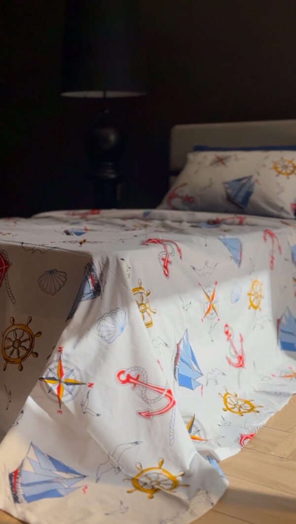 Parure de Lit Marine – Voiles et Ancres d’Aventure
