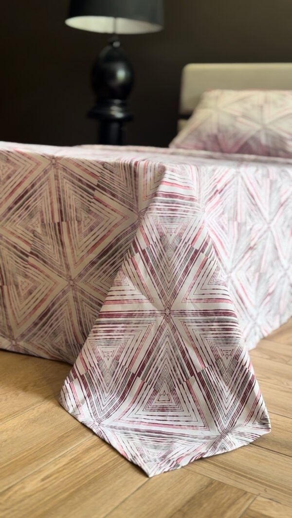 IMG_9210 Parure de Lit Lignes d’Harmonie – Mauve Urbain