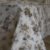 Parure de Lit Jardin d’Or – Fleurs Gris Perle & Miel Antique