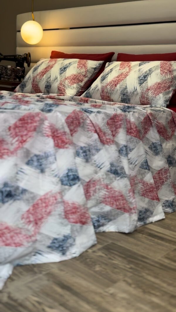 Parure de Lit Éclat Moderne – Rouge Indigo Brossé