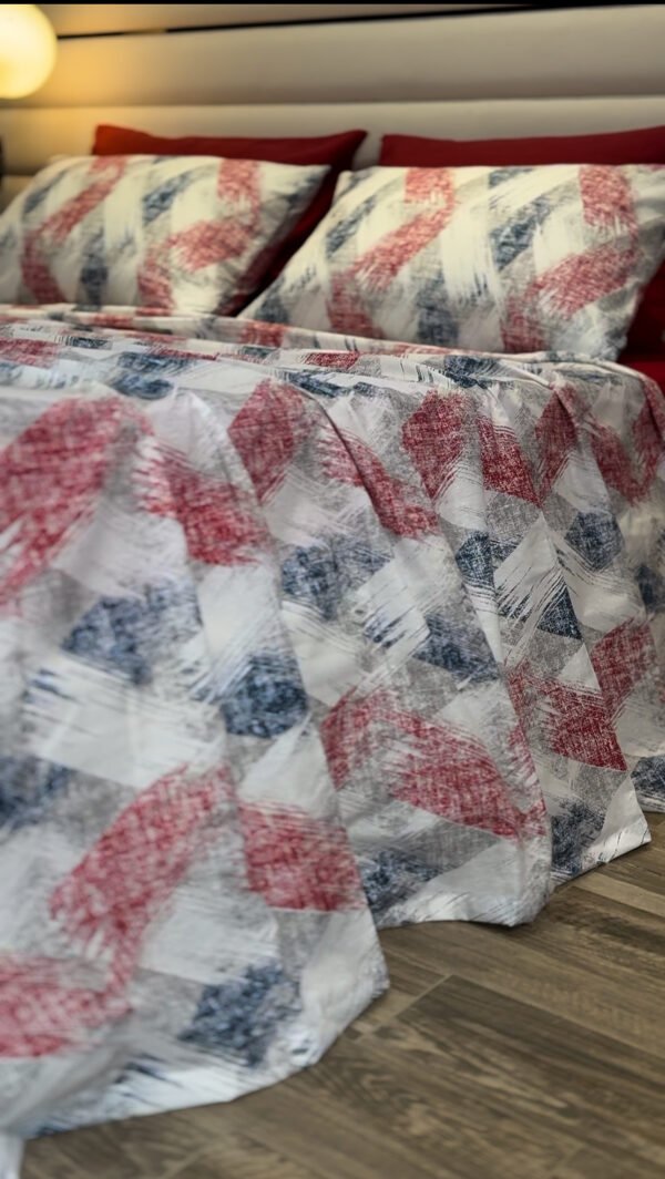 Parure de Lit Éclat Moderne – Rouge Indigo Brossé