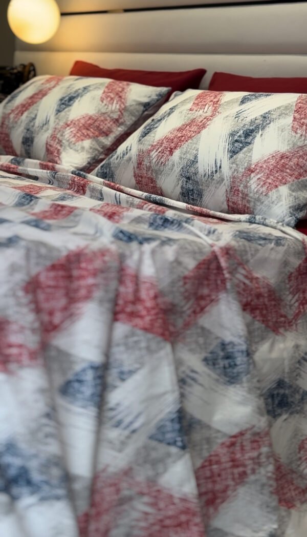 Parure de Lit Éclat Moderne – Rouge Indigo Brossé