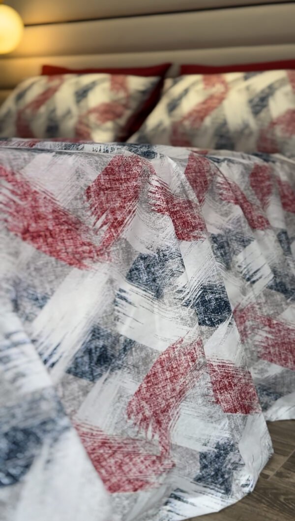Parure de Lit Éclat Moderne – Rouge Indigo Brossé