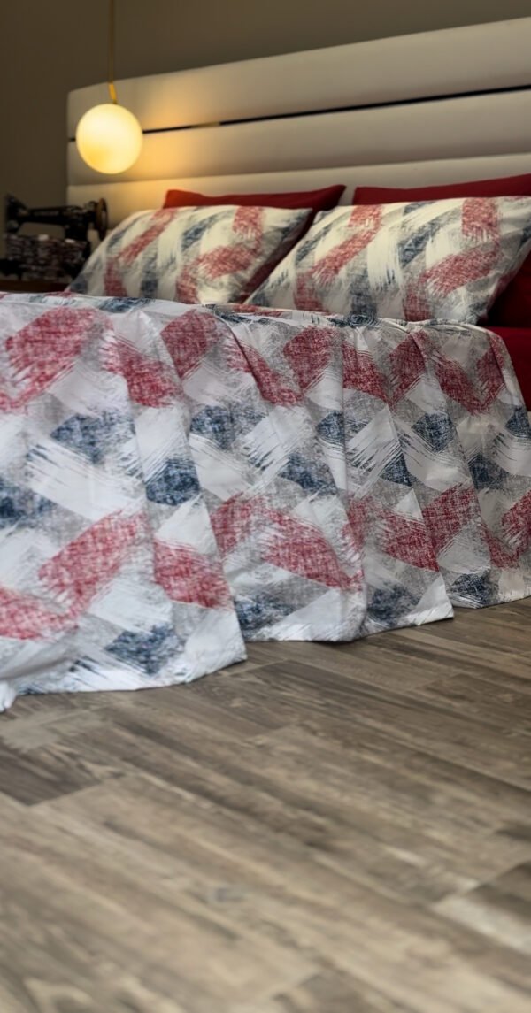Parure de Lit Éclat Moderne – Rouge Indigo Brossé