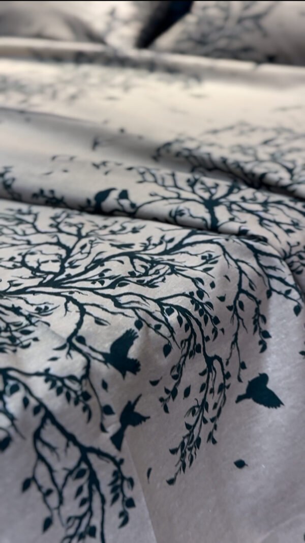 Parure de Lit Arbre Bleu – Sérénité Naturelle