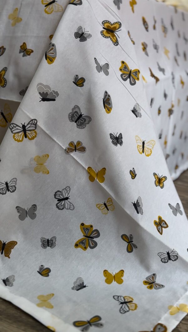 Parure de Lit Papillon Doré – Éclat Naturel et Douceur