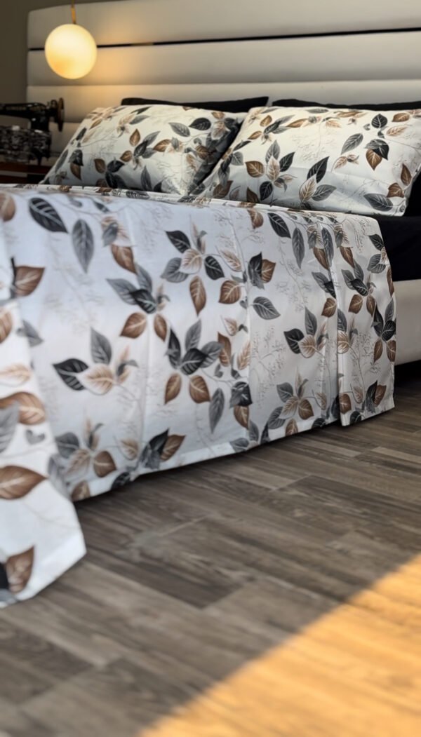 Parure de Lit Feuillage d’Automne – Blanc Gris Brun