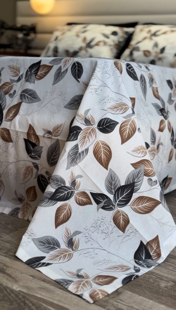 Parure de Lit Feuillage d’Automne – Blanc Gris Brun