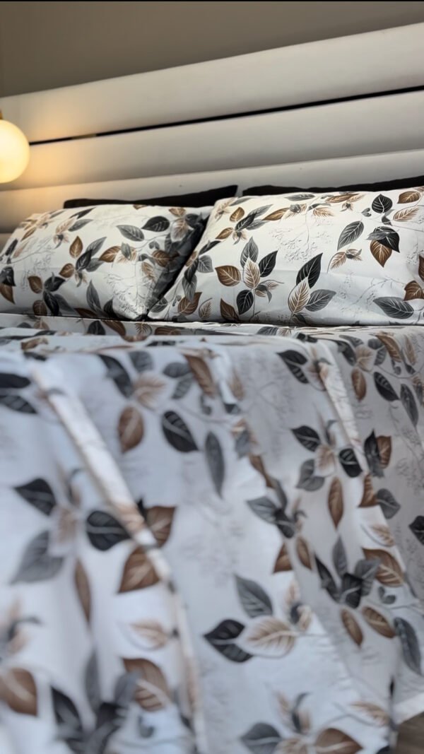 Parure de Lit Feuillage d’Automne – Blanc Gris Brun