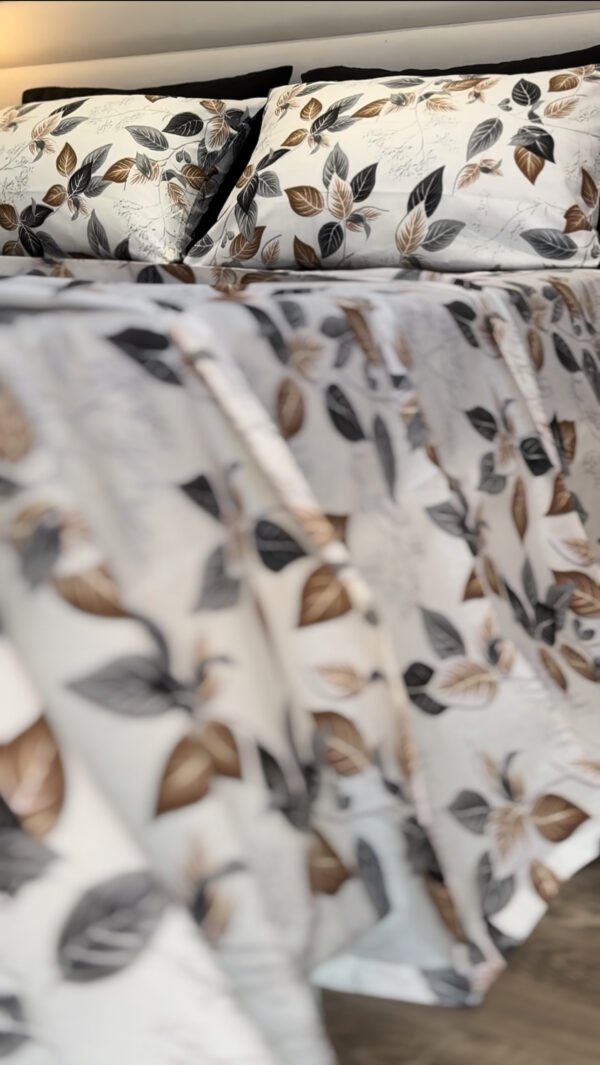 Parure de Lit Feuillage d’Automne – Blanc Gris Brun
