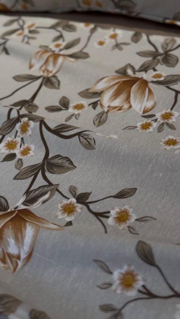 Screenshot Parure de Lit Magnolia d’Automne – Éclat Floral Beige