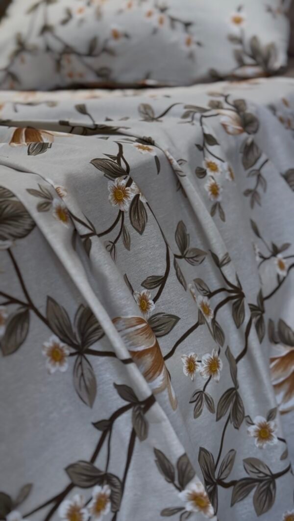 Screenshot Parure de Lit Magnolia d’Automne – Éclat Floral Beige