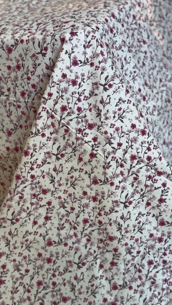 Parure de Lit Fleurs de Lin – Rosée Douce Printanière