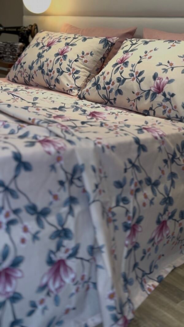 Screenshot Parure de Lit Magnolia Éclat – Rosée Florale Élégante