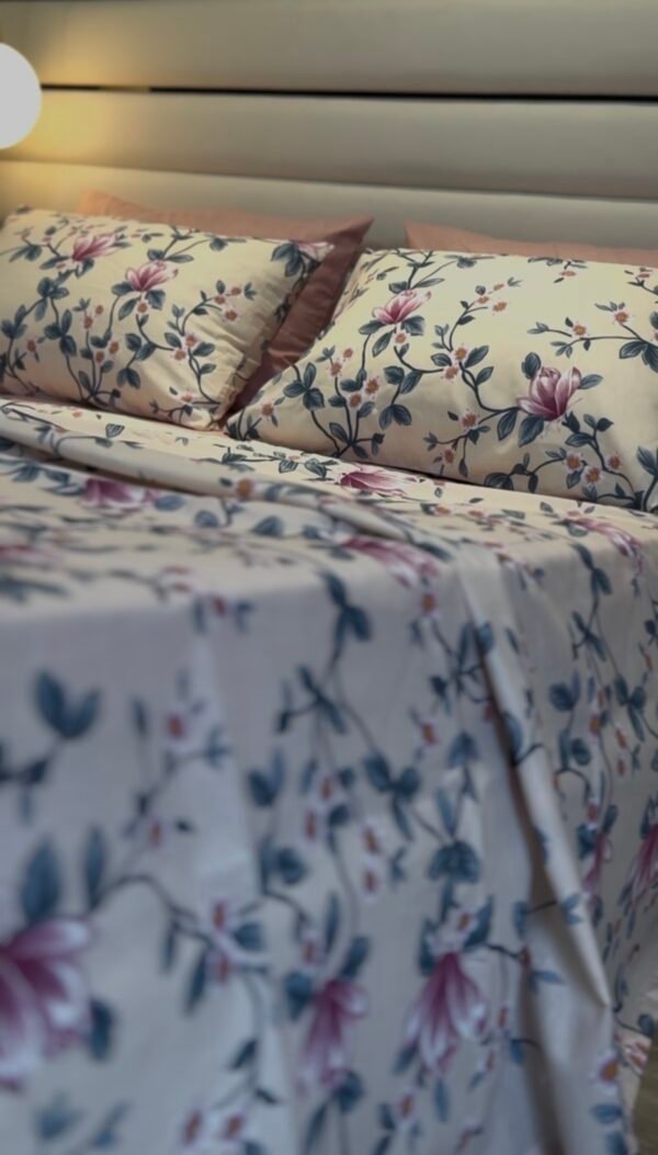 Screenshot Parure de Lit Magnolia Éclat – Rosée Florale Élégante