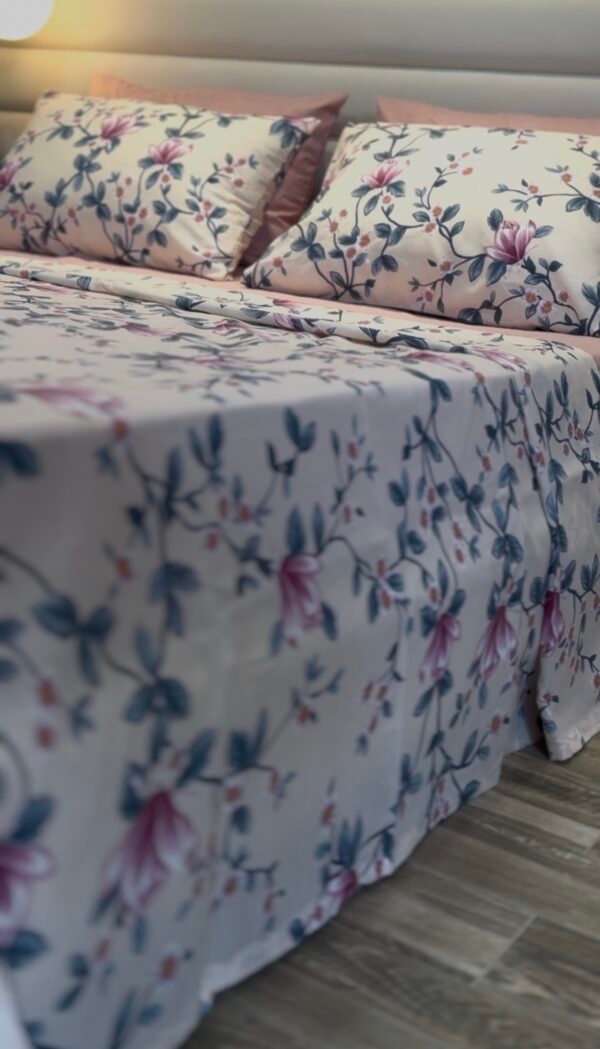 Screenshot Parure de Lit Magnolia Éclat – Rosée Florale Élégante