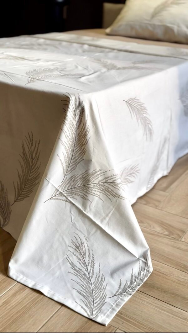 Parure de Lit Une Place et Demi – 4 Pièces