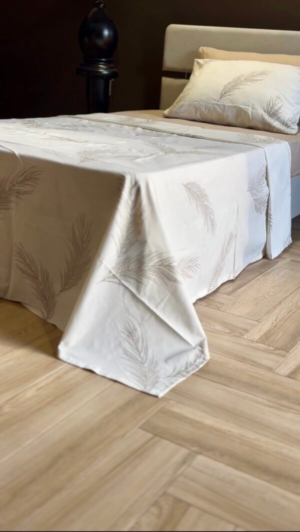 Parure de Lit Une Place et Demi – 4 Pièces