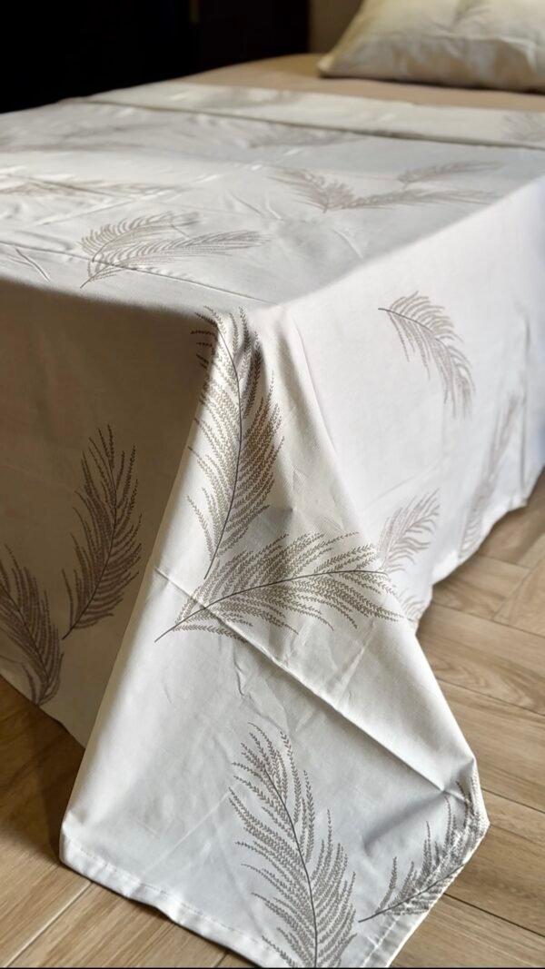 Parure de Lit Une Place et Demi – 4 Pièces
