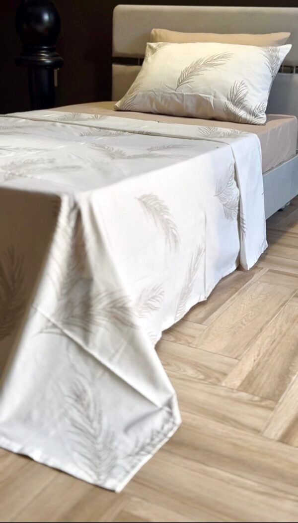 Parure de Lit Une Place et Demi – 4 Pièces
